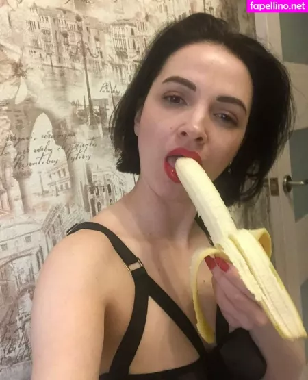 Berryrita OnlyFans Thumbnail #I1kQ2ICMee