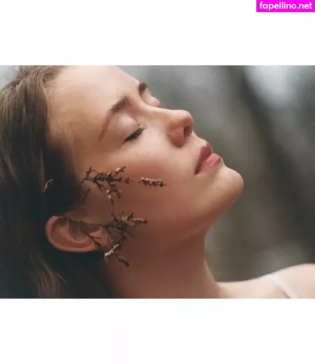 Berta Andrea Snaedal OnlyFans Thumbnail #dfkzLuV6AS