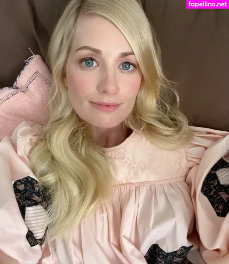 Beth Behrs OnlyFans Thumbnail #ghGbtry58u