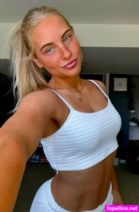 Beth Grotelueschen OnlyFans Thumbnail #49XLJfR2iq