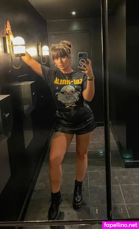 Beth Halsey OnlyFans Thumbnail #xJS9d2zi9W