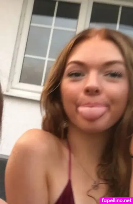 Beth Jones OnlyFans Thumbnail #yFwN7D8Dk8