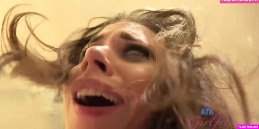 Bethany Lilyapril Main Profile Photo