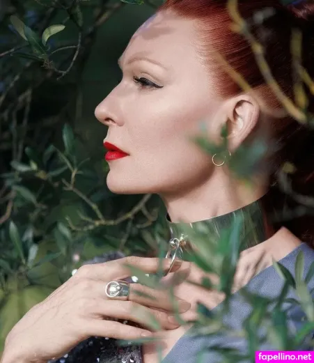 Betony Vernon OnlyFans Thumbnail #0irjpJ8f1j