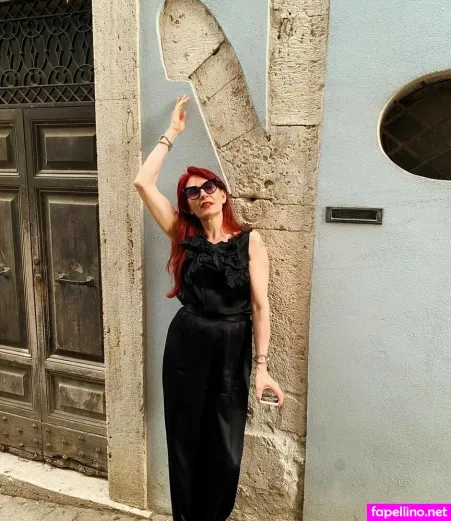 Betony Vernon OnlyFans Thumbnail #JdPM7WEqfd