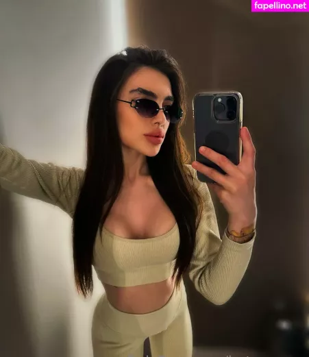 Betsy Mew OnlyFans Thumbnail #0pBUHiktmw