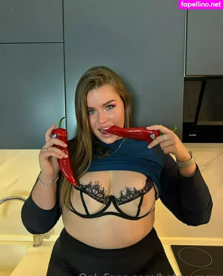 Betsy Mew OnlyFans Thumbnail #tVqe9ya356