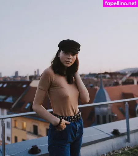 Betti Paksi OnlyFans Thumbnail #bJRbPBUrJw