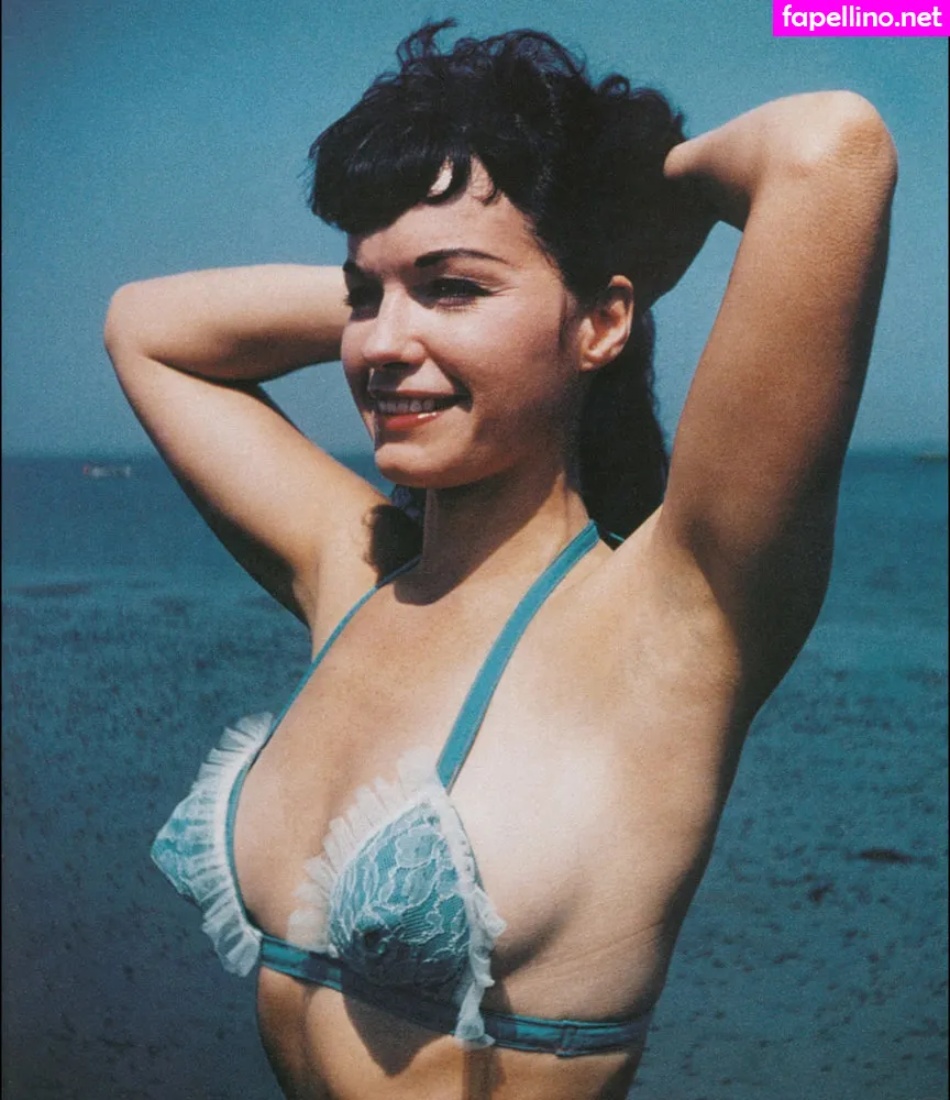 bettie.page.xo, bettiepage Nude Leaked OnlyFans Photo #wvQoVxtPgv