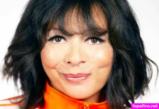 Betty Boo Singer OnlyFans Thumbnail #cZ7T0cVYIP