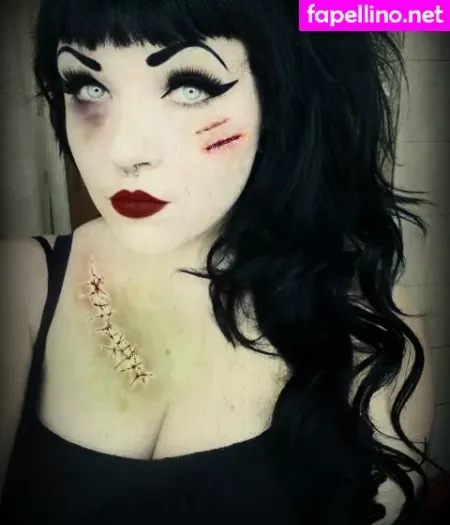 Betty Dahmer OnlyFans Thumbnail #9y2i6G4wFC