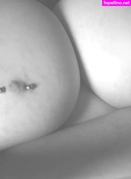 Betty Dahmer OnlyFans Thumbnail #zKR3gqUO36