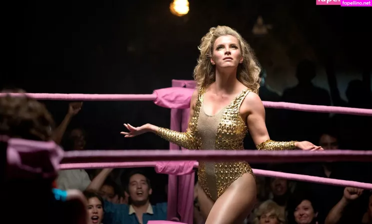 Betty Gilpin OnlyFans Thumbnail #Udsu64EYrc