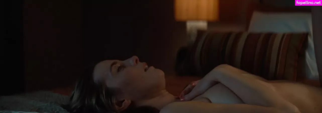 Betty Gilpin OnlyFans Thumbnail #gB0779RVx5