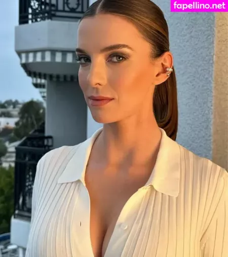 Betty Gilpin OnlyFans Thumbnail #wYLcdLKqDW