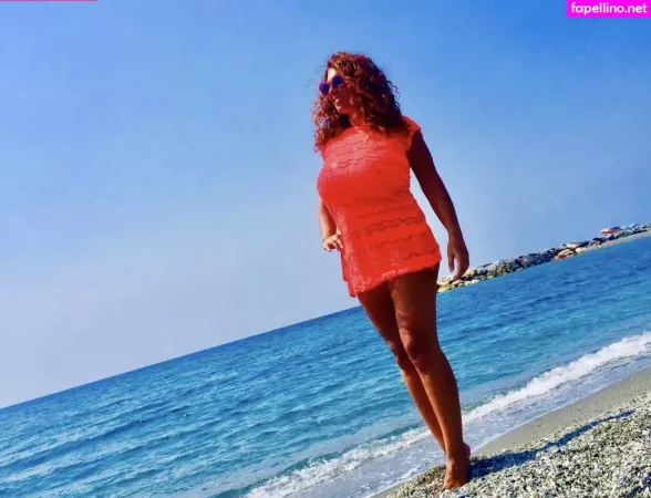Betty Larouge OnlyFans Thumbnail #LM2u7AWIdL