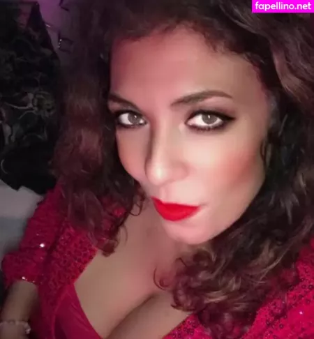 Betty Larouge OnlyFans Thumbnail #OFxMlVDKvv