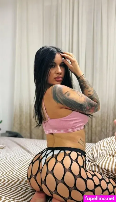 Betty Lazar OnlyFans Thumbnail #P07OVoLvzp