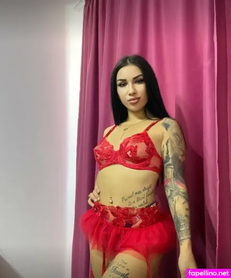 Betty Lazar OnlyFans Thumbnail #su1hkswFDi