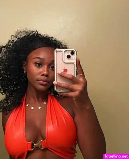 Beverly Pierre OnlyFans Thumbnail #RLYDGtkRPn