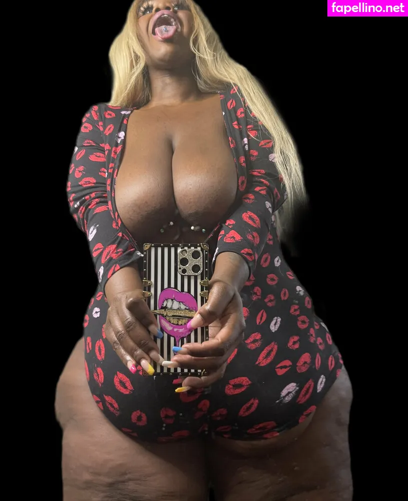 beverlyblue3x, beverlyblueofficial Nude Leaked OnlyFans Photo #1JZHeBuEg2