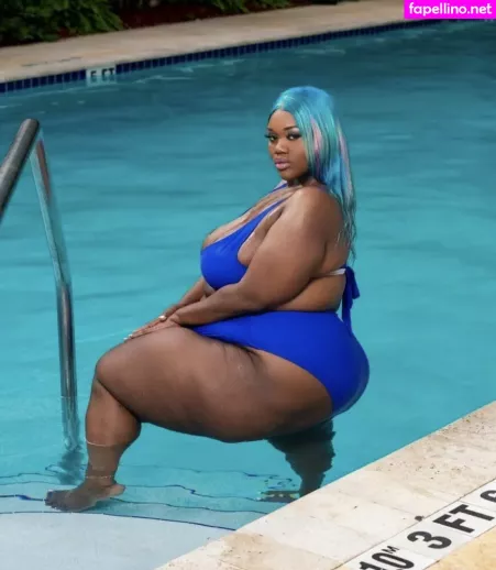 Beverlyblue3x OnlyFans Thumbnail #4n8TYNQouo