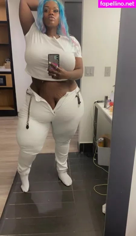 Beverlyblue3x OnlyFans Thumbnail #BB5QnbdJqN