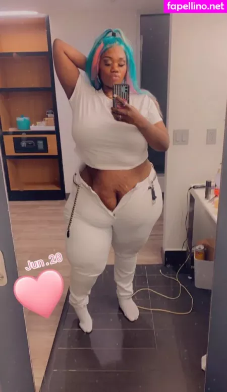 Beverlyblue3x OnlyFans Thumbnail #NtfOueifUQ