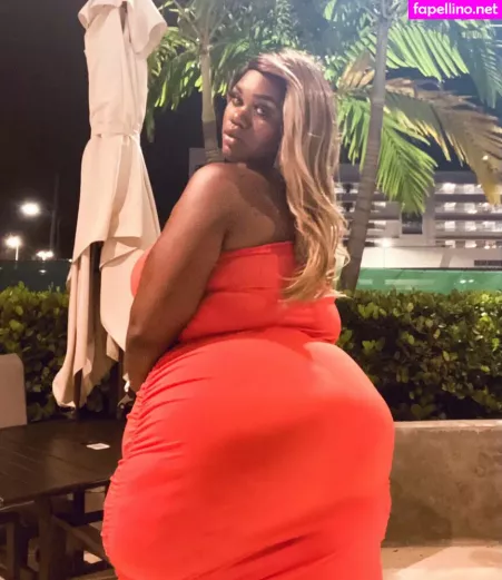 Beverlyblue3x OnlyFans Thumbnail #urc8qBHvpZ