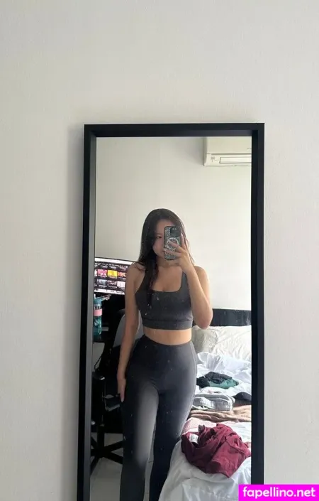 Beverlyloh OnlyFans Thumbnail #2wWO9GojBL