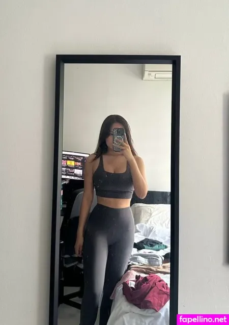 Beverlyloh OnlyFans Thumbnail #CkyjY7UlBJ