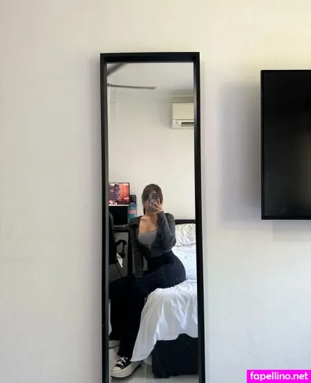 Beverlyloh OnlyFans Thumbnail #jgnBZNCpdJ