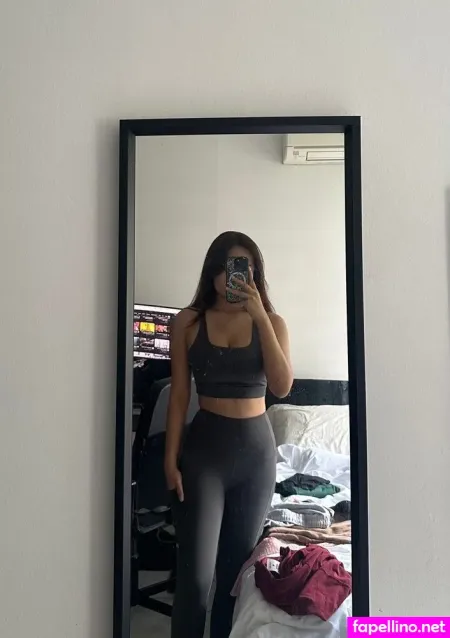 Beverlyloh OnlyFans Thumbnail #xLci7mdps6