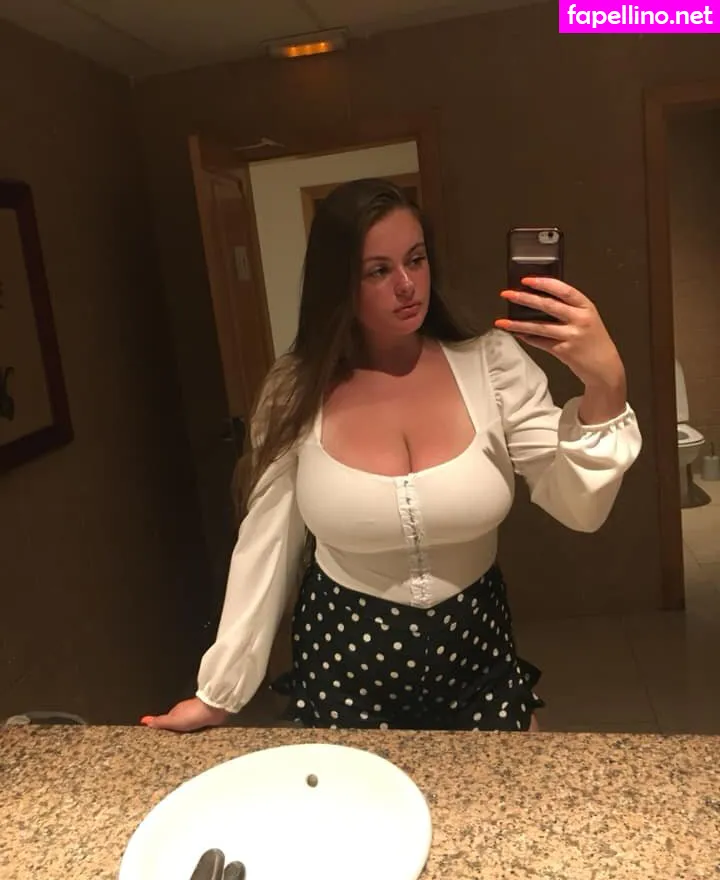 bex.mcfadden, bex_mcfadden Nude Leaked OnlyFans Photo #QJ3HiGOLXr