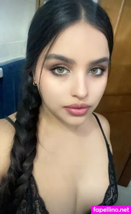 Beyourbabe OnlyFans Thumbnail #MfMgZLErV4