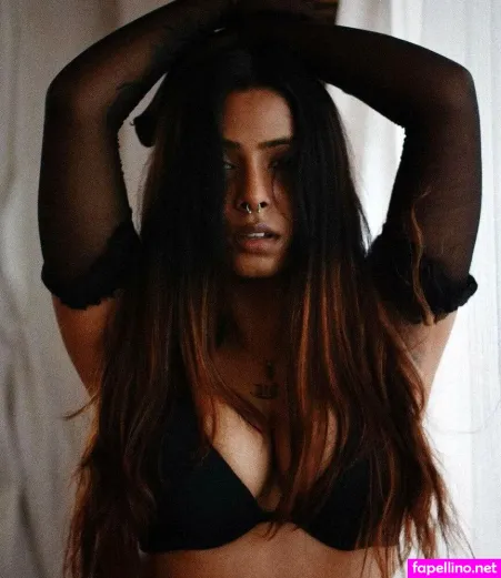 Bhindeshi OnlyFans Thumbnail #hKR1gYleIa