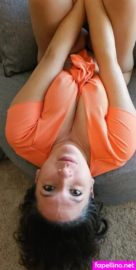 Bi Sexualmilf OnlyFans Thumbnail #MMDqvkAMOZ