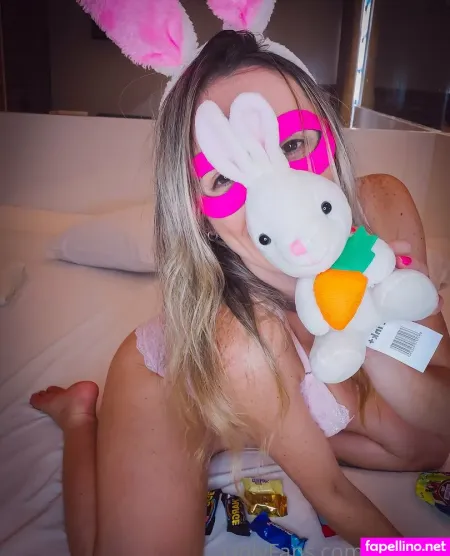 Bia Farts OnlyFans Thumbnail #SbwzUPemU8