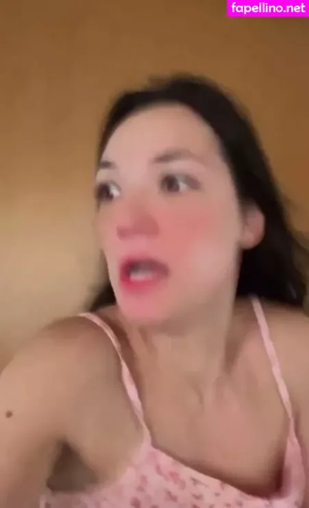 Bia Napolitano OnlyFans Thumbnail #U5sm9qJZLN