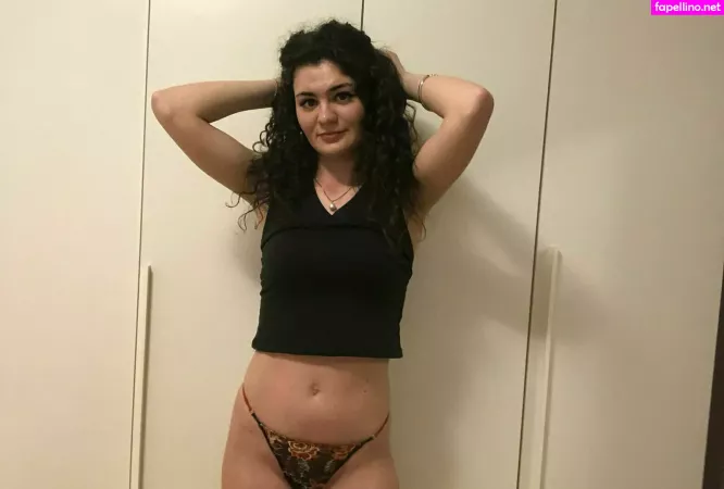 Bianca Bellaa OnlyFans Thumbnail #EH8uHZpASX