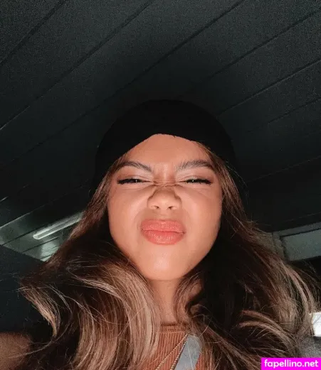Bianca Bustamante OnlyFans Thumbnail #PuwIx5HipU