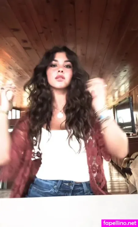 Bianca Cantando OnlyFans Thumbnail #Yc0Q4UlT25