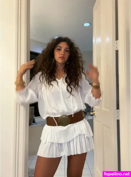 Bianca Cantando OnlyFans Thumbnail #zbsZchrnmM