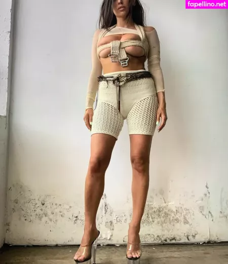 Bianca Censori OnlyFans Thumbnail #pSkcvNBP58