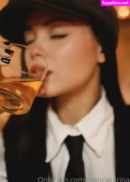 Bianca Karina OnlyFans Thumbnail #J30zUxq35Z