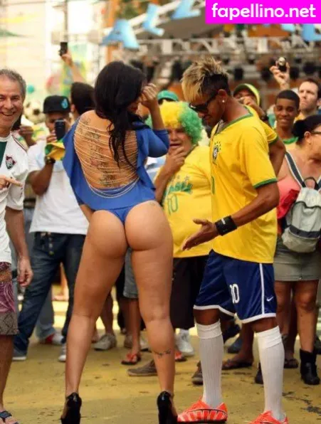 Bianca Leao OnlyFans Thumbnail #2M504AaAtM