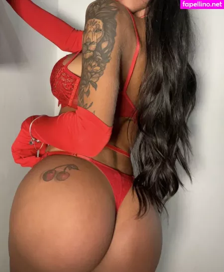 Bianca Mello OnlyFans Thumbnail #6GuJrVF6g2