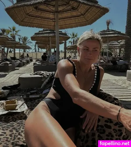 Bianca Salming OnlyFans Thumbnail #HEyVv9RRM7