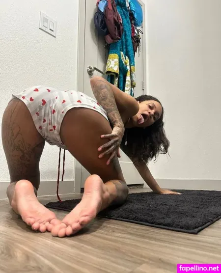 Bianca Simone OnlyFans Thumbnail #aknKx8F0E9