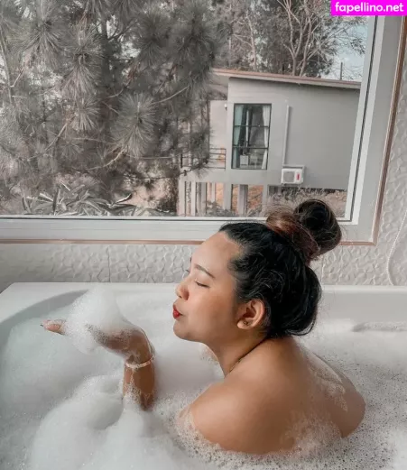 Biene Kb OnlyFans Thumbnail #yqIIcLlAve